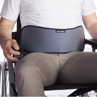 Ceinture abdominale pour fauteuil roulant